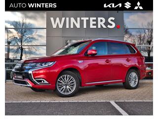 mitsubishi-outlander-2.4-phev-plug-