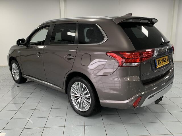 Mitsubishi OUTLANDER 2.4 PHEV Intense+ AFNEEMBARE TREKHAAK | CARPLAY | ELEKTRISCHE ACHTERKLEP