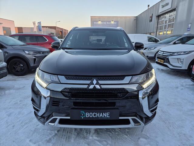 Mitsubishi OUTLANDER 2.4 PHEV S-Edition | Navigatie |