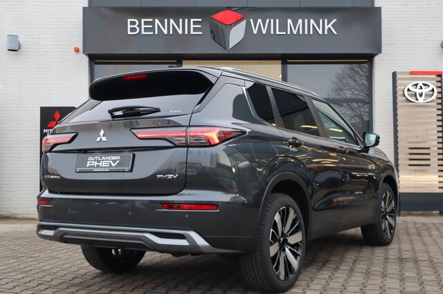 Mitsubishi OUTLANDER 2.4 PHEV First Edition