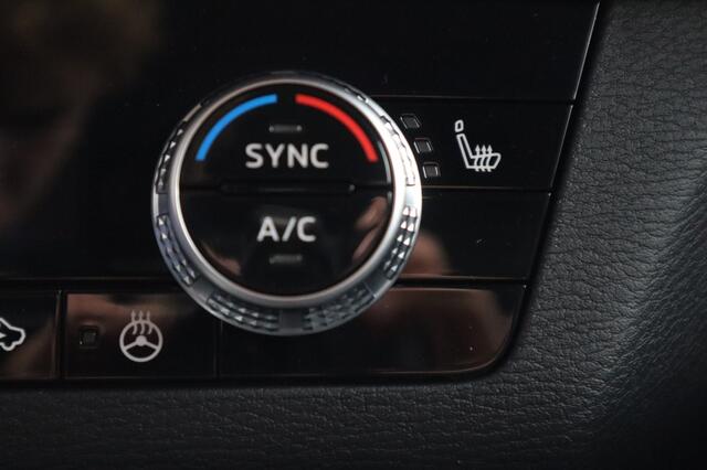 Mitsubishi OUTLANDER 2.4 PHEV First Edition