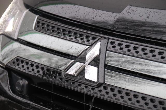 Mitsubishi OUTLANDER 2.4 PHEV Intense, Trekhaak, Cruise, Camera