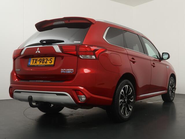 Mitsubishi OUTLANDER 2.4 PHEV Pure - Apple Carplay/Android Auto - Trekhaak - Climate Control