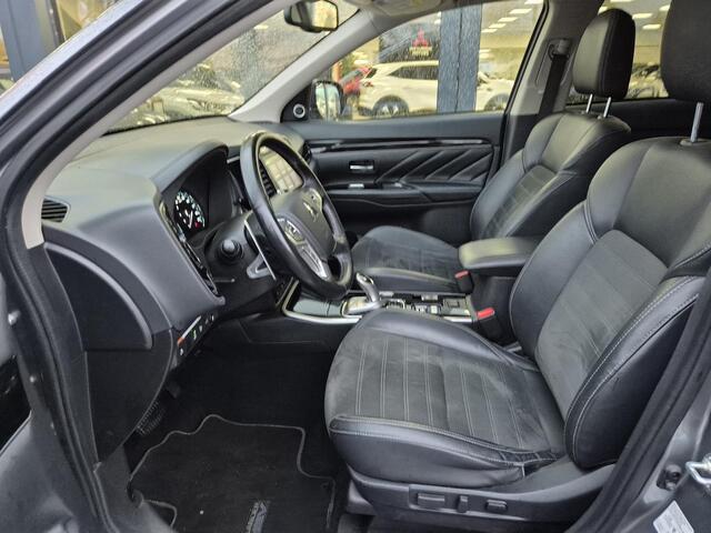 Mitsubishi OUTLANDER 2.4 PHEV Intense+ | Trekhaak |