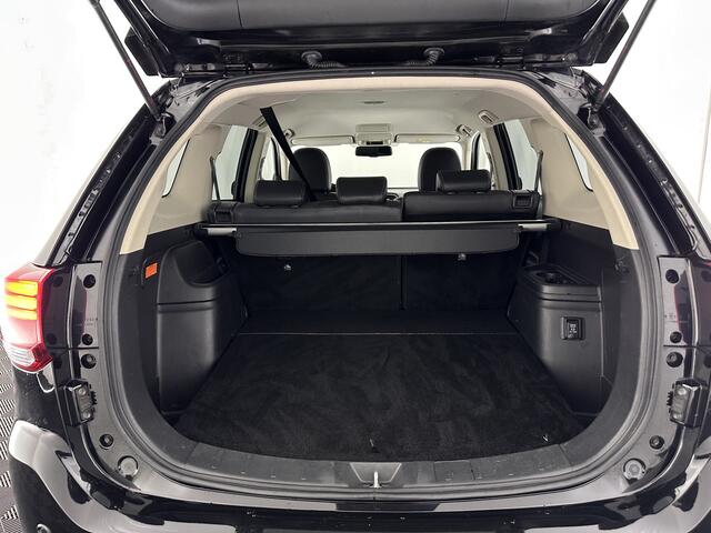 Mitsubishi OUTLANDER 2.4 PHEV Intense (INCL.BTW) *LEATHER-MICROFIBRE | LED-LIGHTS | KEYLESS | CAMERA | HEATED-COMFORTSEATS | ECC | SHIFT-PADDLES | PDC | CRUISE | PRIVACY-GLASS | DAB | TOWBAR | 18''ALU *