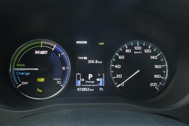 Mitsubishi OUTLANDER 2.4 PHEV S-Edition Leder/AdaptiveCruise/Apple/AndroidAuto