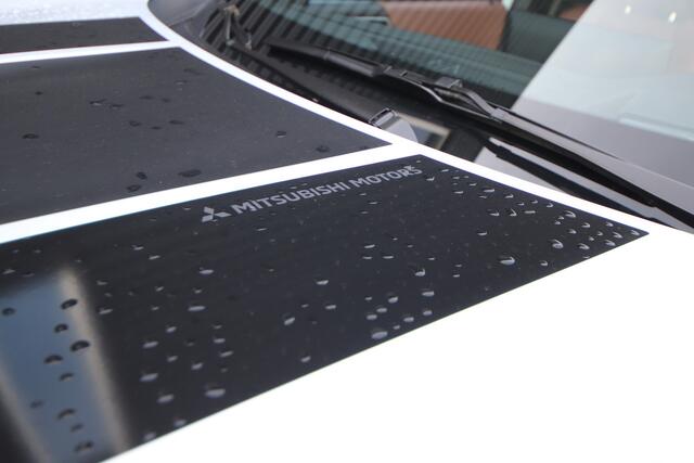 Mitsubishi OUTLANDER 2.4 PHEV Instyle+