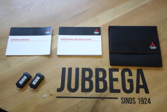 Mitsubishi OUTLANDER 2.4 PHEV Intense+ Opendak, Trekh, 1e eigen, Dealer o.h.