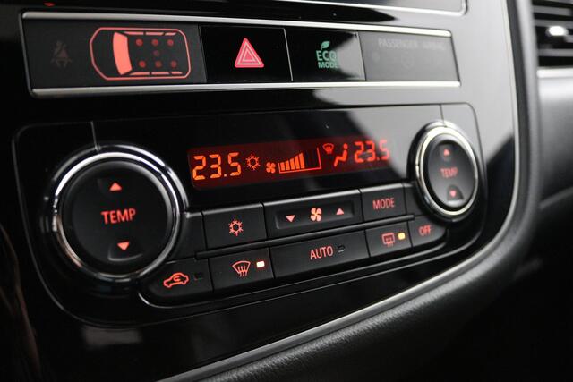 Mitsubishi OUTLANDER 2.4 PHEV S-Edition | Leder | 360 graden camera | Trekhaak