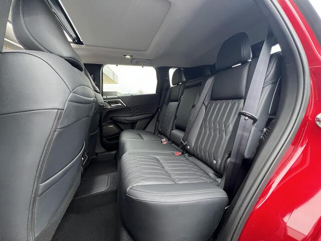 Mitsubishi OUTLANDER 2.4 PHEV Instyle | DIRECT LEVERBAAR MET 8 JAAR FABRIEKSGARANTIE!