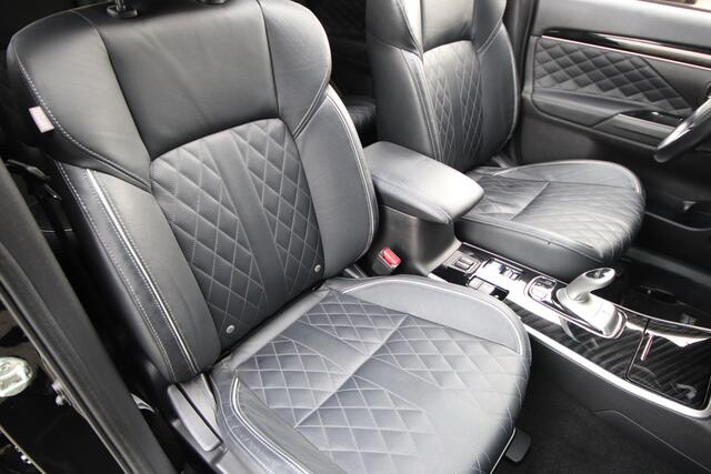 Mitsubishi OUTLANDER 2.4 PHEV S-Edition Dark Chrome, Opendak, Adaptive Cr, NL-Auto