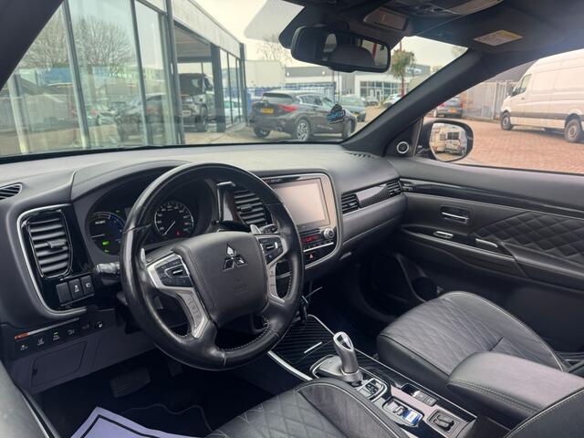Mitsubishi OUTLANDER 2.4 PHEV Instyle+ | PANODAK | STUURVERW. | 360* CAM | LEER