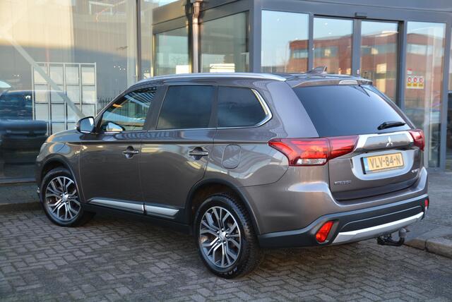 Mitsubishi OUTLANDER 2.2 DI-D Instyle 4WD | Grijs kenteken | Trekhaak