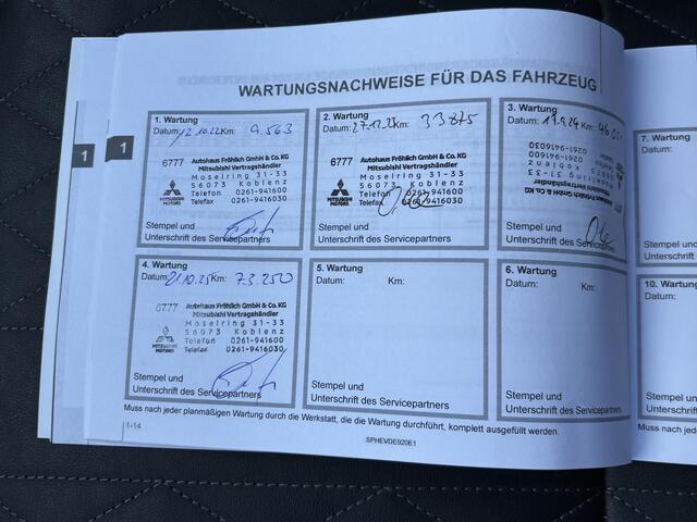 Mitsubishi OUTLANDER 2.4 PHEV Plug-in Instyle Automaat / Afn. Trekhaak / Garantie tot 9-2029 <160.000km / Adap Cruise / Dealer onderhouden / Panorama dak / 1500kg Trekgewicht / Rondomzicht Camera / Apple Carplay Android Auto / Allseason banden / Stuur & Stoelverwarming /