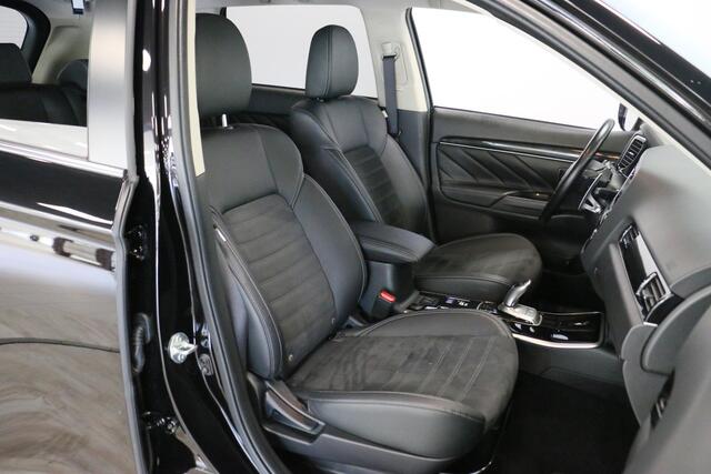 Mitsubishi OUTLANDER 2.4 PHEV Intense+ | Stoel & Stuurverwarming | Cruise | Trekhaak