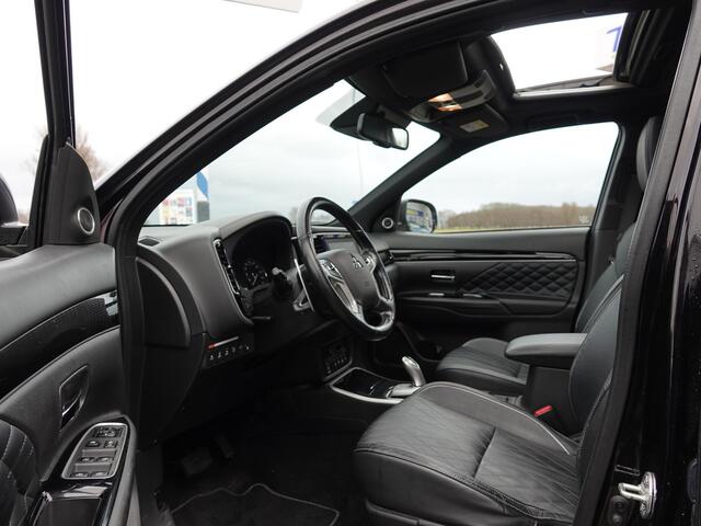 Mitsubishi OUTLANDER 2.4 PHEV Intense+ VOL LEER | SCHUIFDAK | TREKH. | ACC | NAVI