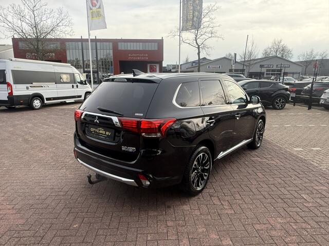 Mitsubishi OUTLANDER 2.0 PHEV Pure 4wd Plug-in Hybrid automaat appla carplay camera climate ctr cruise ctr alcantara/half leder trekhaak lmv 18 inch dealer onderhouden