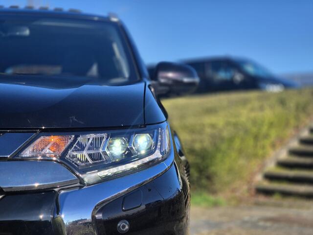 Mitsubishi OUTLANDER 2.4 PHEV Intense+