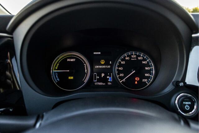 Mitsubishi OUTLANDER 2.0 PHEV Pure | Camera | Trekhaak | Stoelverw.