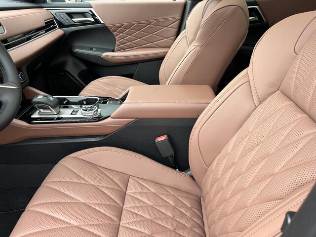 Mitsubishi OUTLANDER 2.4 PHEV Instyle+