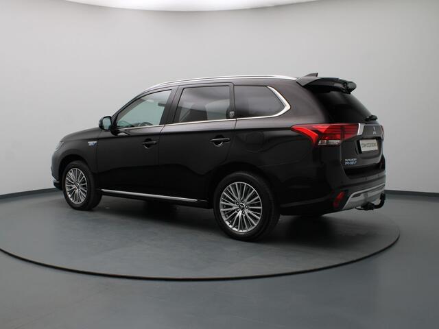 Mitsubishi OUTLANDER 2.4 PHEV Intense 225pk Camera | Cruise | Navi | Parkeersens. v+a | Stoelverw.
