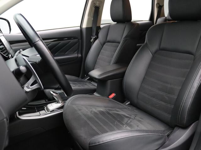 Mitsubishi OUTLANDER 2.4 PHEV Intense 225pk Camera | Cruise | Navi | Parkeersens. v+a | Stoelverw.