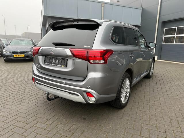 Mitsubishi OUTLANDER 2.4 PHEV Business Camera Apple-CarPlay Trekhaak