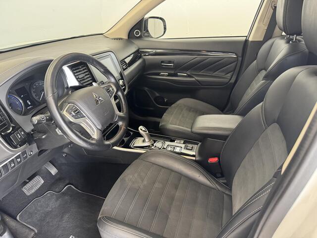 Mitsubishi OUTLANDER 2.4 PHEV Intense+ | Schuifdak | Navi | NL Auto | Rijklaarprijs