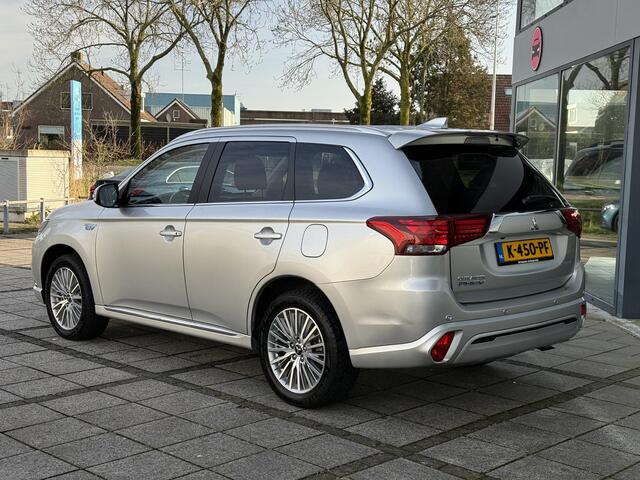Mitsubishi OUTLANDER Aut. 2.4 PHEV Intense | Apple Carplay | Camera | Stoel Verwarming |