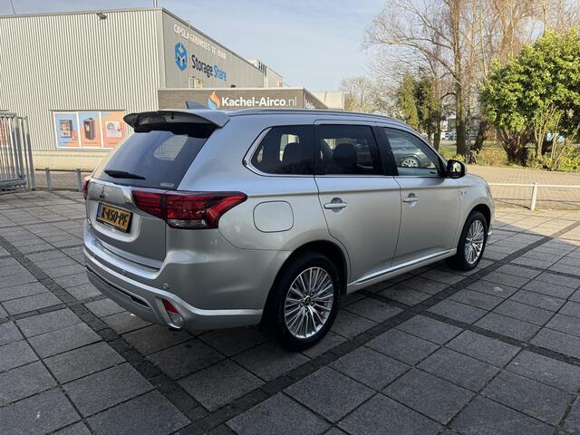 Mitsubishi OUTLANDER Aut. 2.4 PHEV Intense | Apple Carplay | Camera | Stoel Verwarming |