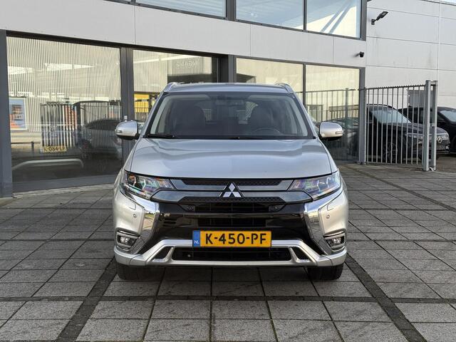 Mitsubishi OUTLANDER Aut. 2.4 PHEV Intense | Apple Carplay | Camera | Stoel Verwarming |