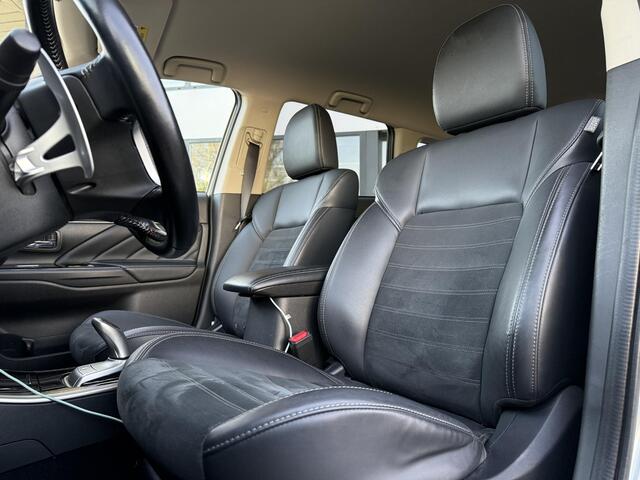 Mitsubishi OUTLANDER Aut. 2.4 PHEV Intense | Apple Carplay | Camera | Stoel Verwarming |