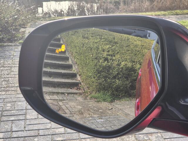 Mitsubishi OUTLANDER 2.4 PHEV Intense+