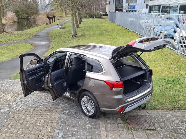 Mitsubishi OUTLANDER 2.4 PHEV Intense+ Trekhaak | Carplay & Android auto