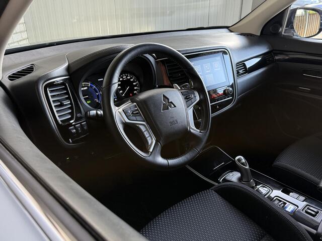 Mitsubishi OUTLANDER 2.4 PHEV Intense | 18" LMV | PDC V+A | Camera | Cruise | All-in rijklaarprijs