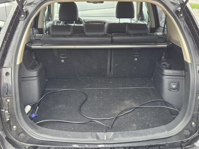 Mitsubishi OUTLANDER 2.0 PHEV instyle LED, Trekhaak, 360 Camera,