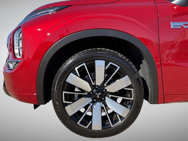 Mitsubishi OUTLANDER 2.4 PHEV Instyle