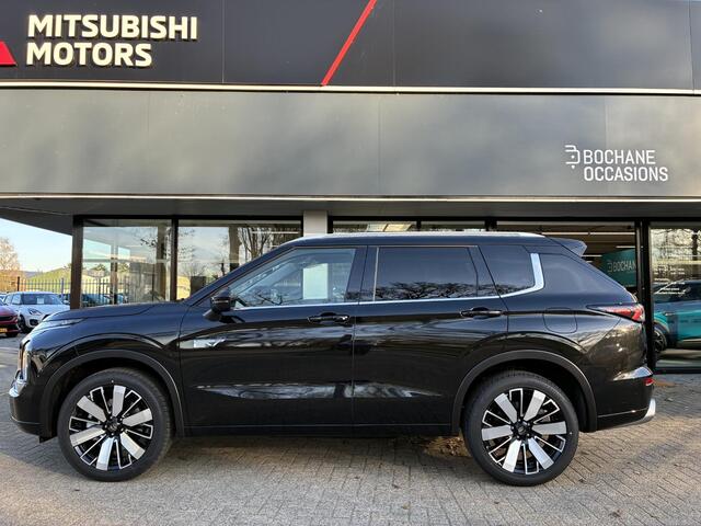 Mitsubishi OUTLANDER 2.4 PHEV Instyle Nieuw uit voorraad leverbaar | Verwarmbare stoelen voor- en achter | Lederen bekleding | Elektrisch panoramadak | 3 zone Climate Cotntrol | 8 jaar Fabrieksgarantie