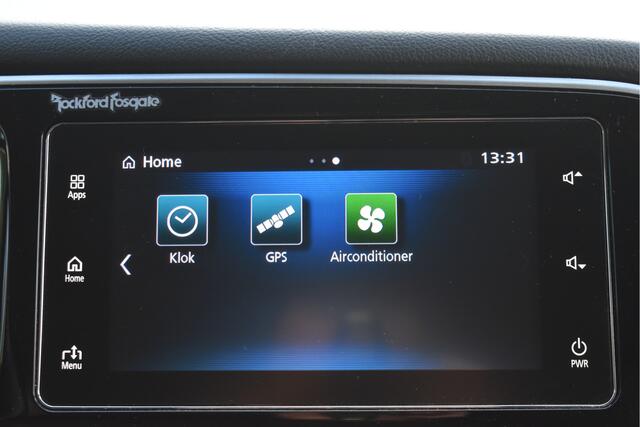 Mitsubishi OUTLANDER 2.0 PHEV Premium 203PK 4WD | NL-Auto | Camera | Trekhaak | Carplay | Standkachel | Keyless | Stoel- & stuurverwarming | Allweathers | LED / Xenon