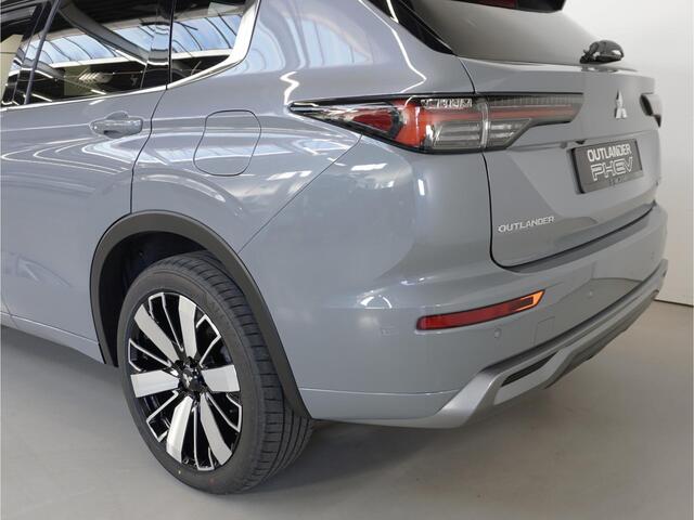 Mitsubishi OUTLANDER 2.4 PHEV Instyle+ | Uit voorraad leverbaar | 1600 KG trekgewicht | 85 km elektrisch rijbereik