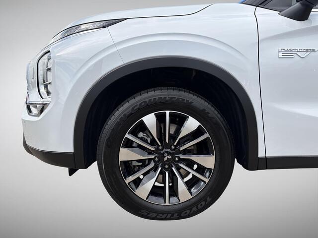 Mitsubishi OUTLANDER 2.4 PHEV Intense