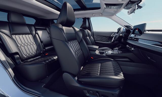 Mitsubishi OUTLANDER Instyle | Adaptive Cruise Control (ACC) | Blind Spot Warning (BSW) | Head-up Display (HUD)