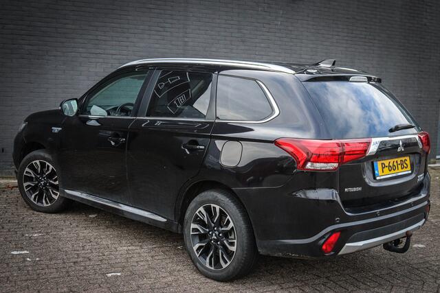 Mitsubishi OUTLANDER 2.0 PHEV Prestige+ Paasprijs 17.950,-