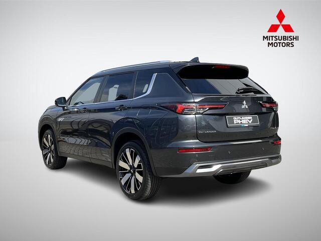 Mitsubishi OUTLANDER 2.4 PHEV First Edition