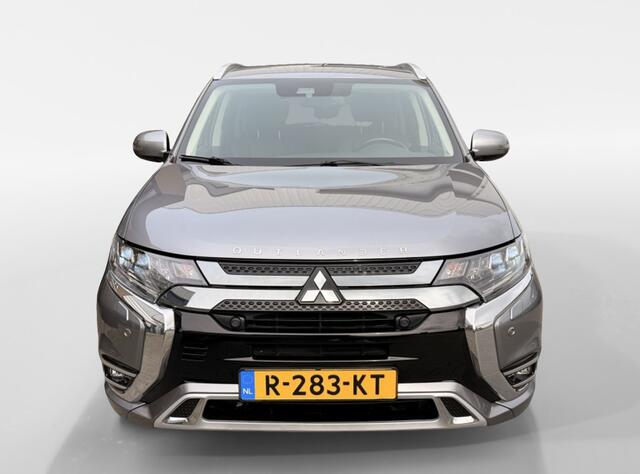 Mitsubishi OUTLANDER 2.4 PHEV Intense+ | Navigatie | Cruise control (adaptief) | Acht
