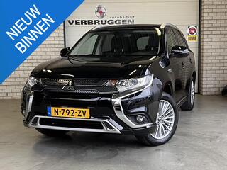 mitsubishi-outlander-2.4-phev-pure+