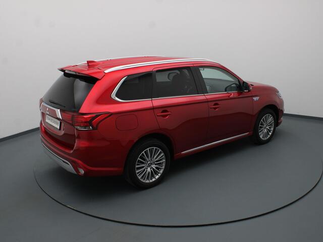 Mitsubishi OUTLANDER 2.4 PHEV 225pk Intense Camera | Navig | Cruise Contol