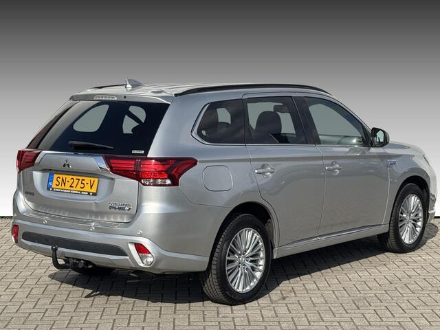 Mitsubishi OUTLANDER 2.0 PHEV S-Edition PANODAK | LEDER | TREKHAAK
