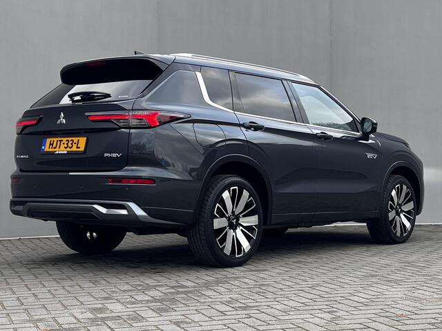 Mitsubishi OUTLANDER 2.4 PHEV Instyle 4WD S-AWC Automaat / Fabrieksgarantie tot 04-2033 / Leder / NL auto / Stoelventilatie / Stuur-, stoel- en achterbankverwarming / Navigatie / Elektrische stoelen en klep / HUD / Cam 360° / snelladen / 20" LM wielen /