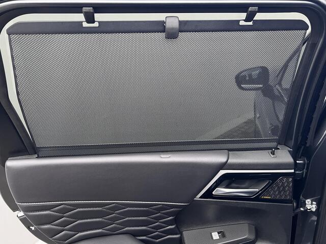 Mitsubishi OUTLANDER 2.4 PHEV Instyle 4WD S-AWC Automaat / Fabrieksgarantie tot 04-2033 / Leder / NL auto / Stoelventilatie / Stuur-, stoel- en achterbankverwarming / Navigatie / Elektrische stoelen en klep / HUD / Cam 360° / snelladen / 20" LM wielen /
